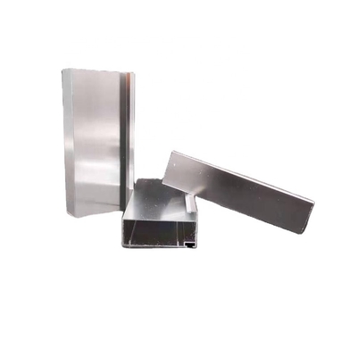 Espessura de alumínio anodizada retangular de prata lustrosa do perfil 1.2mm da cozinha