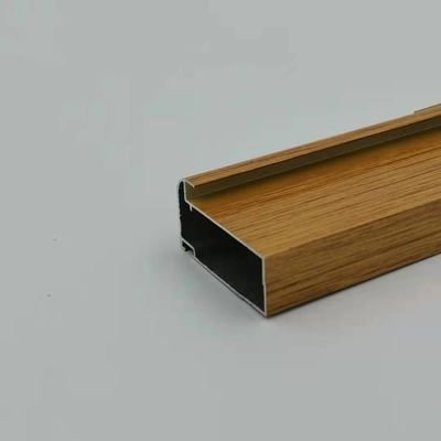 a madeira do perfil de 5.8M Aluminium Kitchen Cabinet revestiu a espessura de 1.4mm