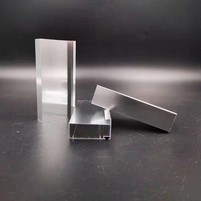 Bom preço O armário de cozinha de Líbia anodizou os perfis de alumínio com lustroso de prata on-line